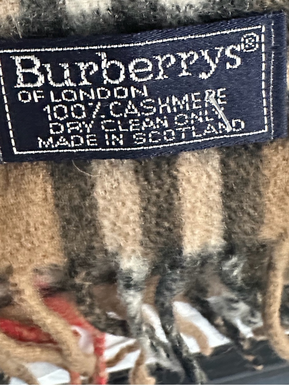 Vintage Burberrys Cashmere Check Scarf | Made in Scotland | Classic Tan Plaid - Picture 5 of 5